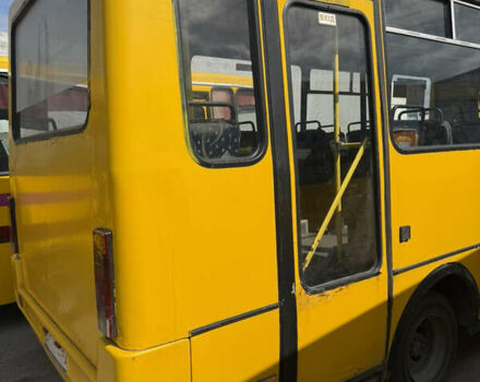 Желтый БАЗ А 079 Эталон, объемом двигателя 5.68 л и пробегом 800 тыс. км за 3800 $, фото 6 на Automoto.ua