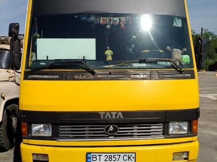 БАЗ А 079 Еталон 2006 у Миколаєві на Automoto.ua Жовтий БАЗ А 079 Еталон, об'ємом двигуна 5.7 л та пробігом 111 тис. км за 5500 $, фото 1 на Automoto.ua