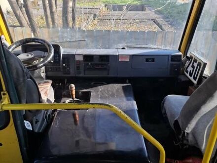 БАЗ А 079 Еталон 2012 у Одесі на Automoto.ua Жовтий БАЗ А 079 Еталон, об'ємом двигуна 5.7 л та пробігом 400 тис. км за 3500 $, фото 1 на Automoto.ua