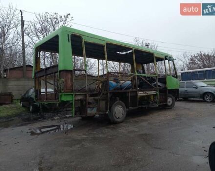 Зеленый БАЗ А 079 Эталон, объемом двигателя 5.68 л и пробегом 475 тыс. км за 9000 $, фото 21 на Automoto.ua