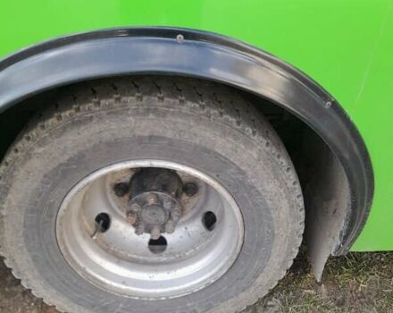 Зеленый БАЗ А 079 Эталон, объемом двигателя 5.7 л и пробегом 100 тыс. км за 8800 $, фото 3 на Automoto.ua