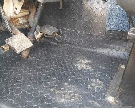 Зеленый БАЗ А 079 Эталон, объемом двигателя 5.7 л и пробегом 100 тыс. км за 8800 $, фото 12 на Automoto.ua