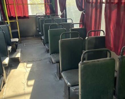 Зеленый БАЗ А 079 Эталон, объемом двигателя 5.68 л и пробегом 720 тыс. км за 4200 $, фото 4 на Automoto.ua