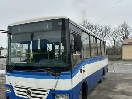 Белый БАЗ А 081 Эталон, объемом двигателя 5.8 л и пробегом 330 тыс. км за 10800 $, фото 1 на Automoto.ua