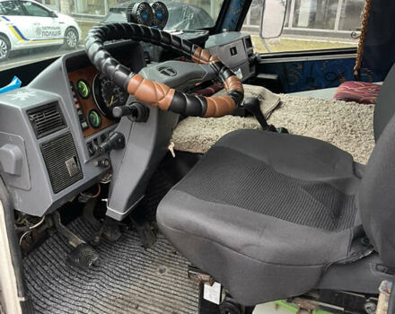 БАЗ БАЗ, объемом двигателя 5.7 л и пробегом 300 тыс. км за 4500 $, фото 13 на Automoto.ua