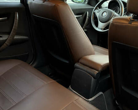 Белый БМВ 1 Серия, объемом двигателя 2 л и пробегом 240 тыс. км за 6700 $, фото 24 на Automoto.ua