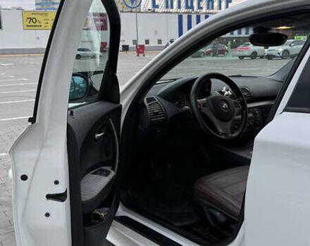 Белый БМВ 1 Серия, объемом двигателя 2 л и пробегом 240 тыс. км за 6700 $, фото 18 на Automoto.ua