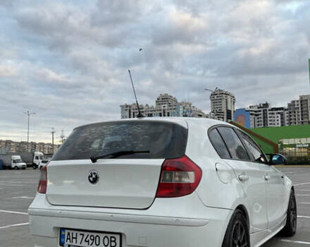 Белый БМВ 1 Серия, объемом двигателя 2 л и пробегом 240 тыс. км за 6700 $, фото 12 на Automoto.ua