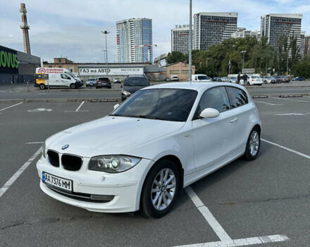Білий БМВ 1 Серія, об'ємом двигуна 2 л та пробігом 218 тис. км за 7900 $, фото 1 на Automoto.ua