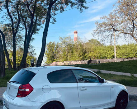 Белый БМВ 1 Серия, объемом двигателя 1.6 л и пробегом 120 тыс. км за 7500 $, фото 1 на Automoto.ua