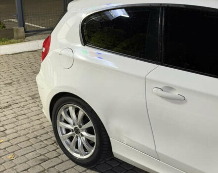 Белый БМВ 1 Серия, объемом двигателя 2 л и пробегом 283 тыс. км за 6300 $, фото 3 на Automoto.ua