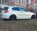 Белый БМВ 1 Серия, объемом двигателя 2 л и пробегом 280 тыс. км за 9800 $, фото 1 на Automoto.ua