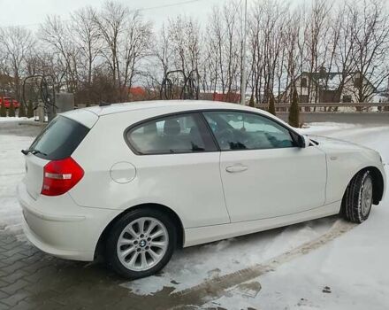 Белый БМВ 1 Серия, объемом двигателя 1.6 л и пробегом 210 тыс. км за 6300 $, фото 7 на Automoto.ua