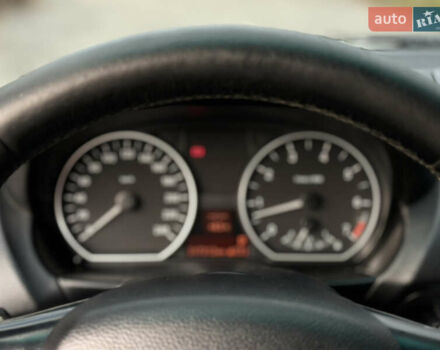 Белый БМВ 1 Серия, объемом двигателя 2 л и пробегом 320 тыс. км за 5300 $, фото 22 на Automoto.ua