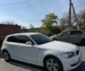 Білий БМВ 1 Серія, об'ємом двигуна 2 л та пробігом 239 тис. км за 6900 $, фото 1 на Automoto.ua