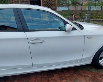 Білий БМВ 1 Серія, об'ємом двигуна 2 л та пробігом 248 тис. км за 6000 $, фото 7 на Automoto.ua