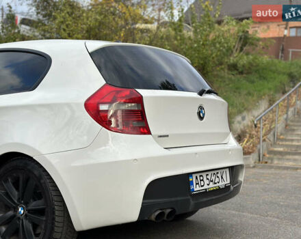 Белый БМВ 1 Серия, объемом двигателя 2 л и пробегом 320 тыс. км за 5300 $, фото 12 на Automoto.ua