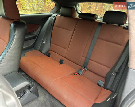 Белый БМВ 1 Серия, объемом двигателя 2 л и пробегом 320 тыс. км за 5300 $, фото 19 на Automoto.ua