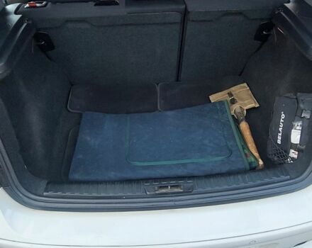 Білий БМВ 1 Серія, об'ємом двигуна 2 л та пробігом 248 тис. км за 6000 $, фото 10 на Automoto.ua