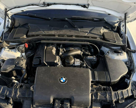 Белый БМВ 1 Серия, объемом двигателя 2 л и пробегом 134 тыс. км за 8700 $, фото 6 на Automoto.ua