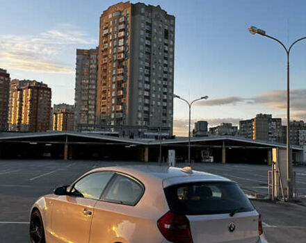 Белый БМВ 1 Серия, объемом двигателя 1.6 л и пробегом 218 тыс. км за 6000 $, фото 22 на Automoto.ua