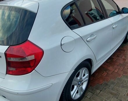 Білий БМВ 1 Серія, об'ємом двигуна 2 л та пробігом 248 тис. км за 6000 $, фото 6 на Automoto.ua