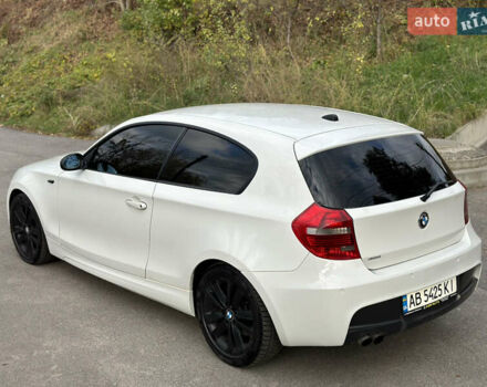 Белый БМВ 1 Серия, объемом двигателя 2 л и пробегом 320 тыс. км за 5300 $, фото 9 на Automoto.ua