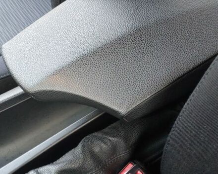 Білий БМВ 1 Серія, об'ємом двигуна 2 л та пробігом 248 тис. км за 6000 $, фото 15 на Automoto.ua