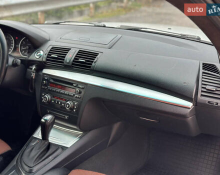 Белый БМВ 1 Серия, объемом двигателя 2 л и пробегом 320 тыс. км за 5300 $, фото 30 на Automoto.ua