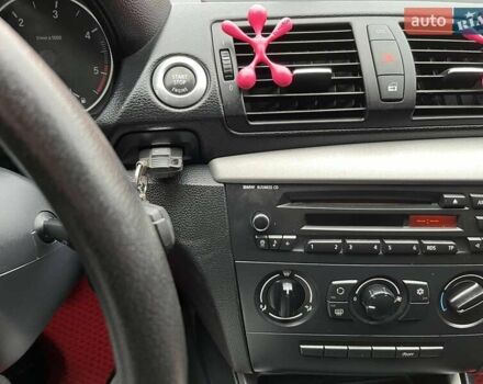 Белый БМВ 1 Серия, объемом двигателя 2 л и пробегом 165 тыс. км за 7800 $, фото 36 на Automoto.ua