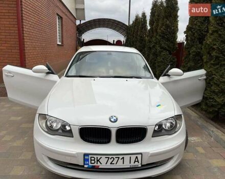 Белый БМВ 1 Серия, объемом двигателя 2 л и пробегом 165 тыс. км за 7800 $, фото 46 на Automoto.ua