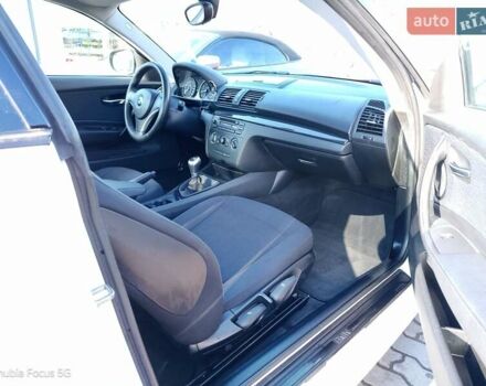 Белый БМВ 1 Серия, объемом двигателя 2 л и пробегом 199 тыс. км за 7200 $, фото 14 на Automoto.ua