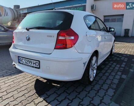 Белый БМВ 1 Серия, объемом двигателя 2 л и пробегом 199 тыс. км за 7200 $, фото 3 на Automoto.ua