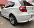 Белый БМВ 1 Серия, объемом двигателя 2 л и пробегом 165 тыс. км за 7800 $, фото 6 на Automoto.ua