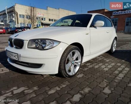 Белый БМВ 1 Серия, объемом двигателя 2 л и пробегом 199 тыс. км за 7200 $, фото 4 на Automoto.ua