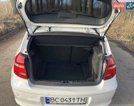 Белый БМВ 1 Серия, объемом двигателя 2 л и пробегом 196 тыс. км за 5050 $, фото 18 на Automoto.ua