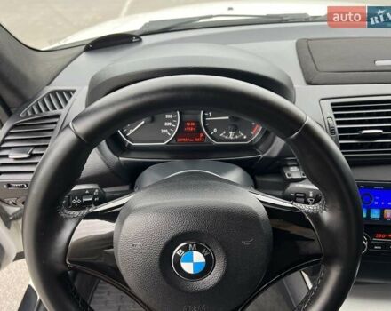 Белый БМВ 1 Серия, объемом двигателя 2 л и пробегом 207 тыс. км за 7900 $, фото 37 на Automoto.ua