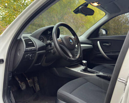 Білий БМВ 1 Серія, об'ємом двигуна 2 л та пробігом 127 тис. км за 8500 $, фото 14 на Automoto.ua