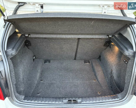 Белый БМВ 1 Серия, объемом двигателя 2 л и пробегом 198 тыс. км за 6200 $, фото 23 на Automoto.ua