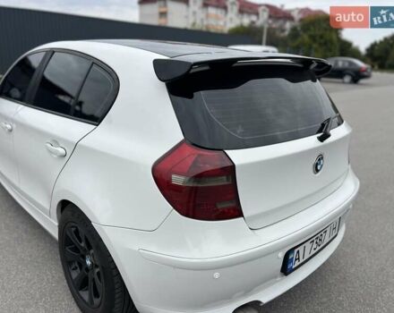 Белый БМВ 1 Серия, объемом двигателя 2 л и пробегом 207 тыс. км за 7900 $, фото 21 на Automoto.ua
