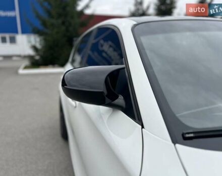 Белый БМВ 1 Серия, объемом двигателя 2 л и пробегом 207 тыс. км за 7900 $, фото 9 на Automoto.ua