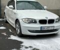 Белый БМВ 1 Серия, объемом двигателя 2 л и пробегом 290 тыс. км за 6000 $, фото 1 на Automoto.ua