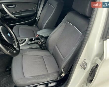 Белый БМВ 1 Серия, объемом двигателя 2 л и пробегом 207 тыс. км за 7900 $, фото 29 на Automoto.ua