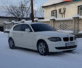 Белый БМВ 1 Серия, объемом двигателя 2 л и пробегом 130 тыс. км за 7000 $, фото 1 на Automoto.ua