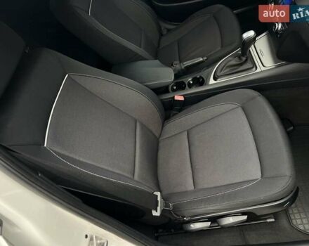 Белый БМВ 1 Серия, объемом двигателя 2 л и пробегом 207 тыс. км за 7900 $, фото 63 на Automoto.ua