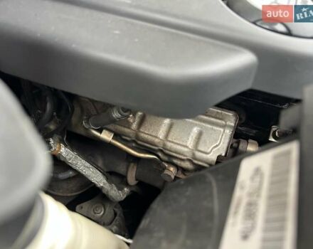 Белый БМВ 1 Серия, объемом двигателя 2 л и пробегом 207 тыс. км за 7900 $, фото 74 на Automoto.ua