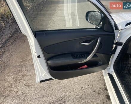 Белый БМВ 1 Серия, объемом двигателя 2 л и пробегом 196 тыс. км за 5050 $, фото 20 на Automoto.ua