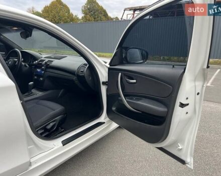 Белый БМВ 1 Серия, объемом двигателя 2 л и пробегом 207 тыс. км за 7900 $, фото 60 на Automoto.ua