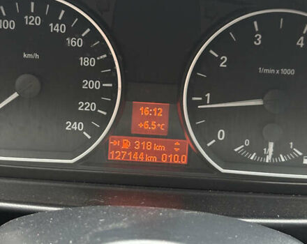 Білий БМВ 1 Серія, об'ємом двигуна 2 л та пробігом 127 тис. км за 8500 $, фото 13 на Automoto.ua