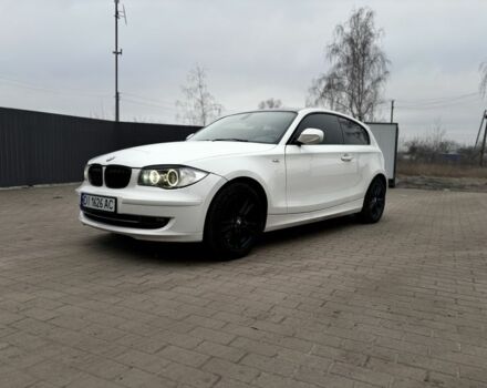 Білий БМВ 1 Серія, об'ємом двигуна 2 л та пробігом 230 тис. км за 7500 $, фото 1 на Automoto.ua